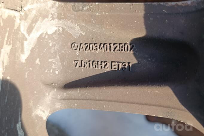 Kita, lengvojo lydinio