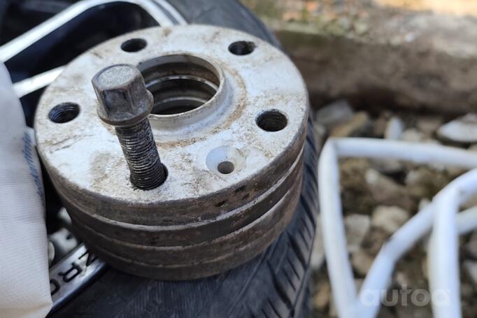 Kita, lengvojo lydinio