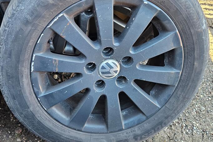 Kita, lengvojo lydinio