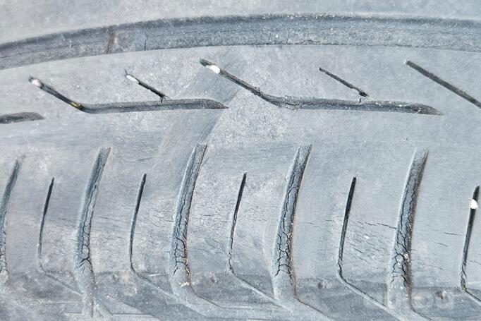 Kita, lengvojo lydinio