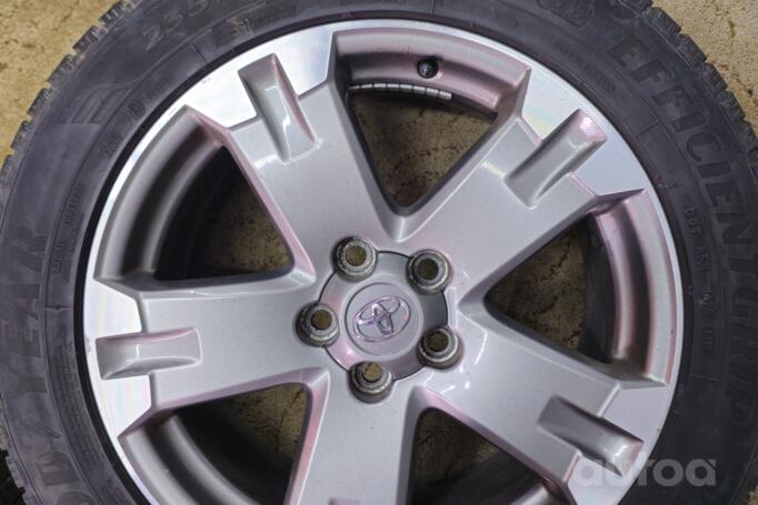 Toyota rav4, lengvojo lydinio