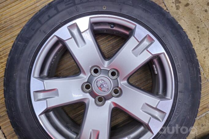 Toyota rav4, lengvojo lydinio