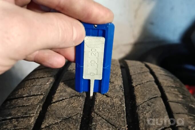 Kita, lengvojo lydinio