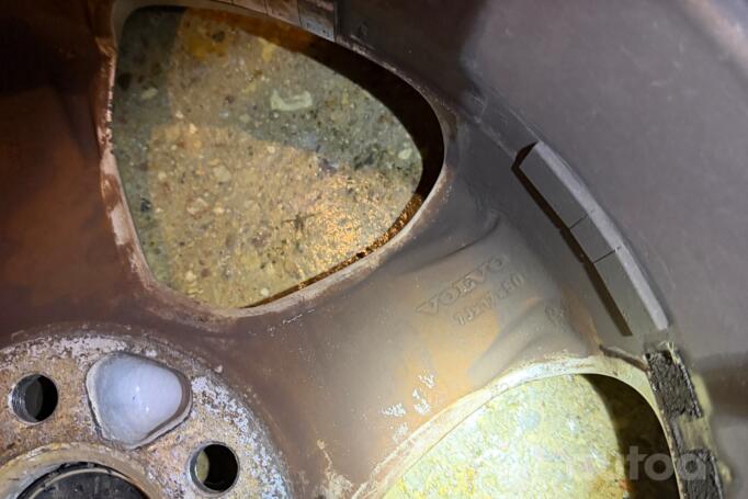 Volvo, lengvojo lydinio