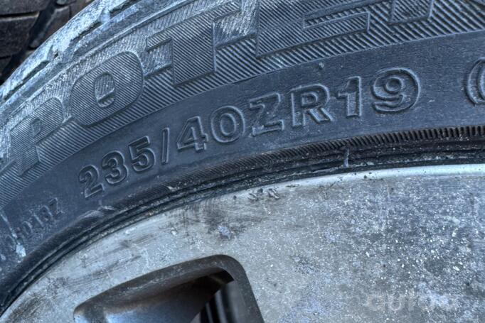 Kita, lengvojo lydinio