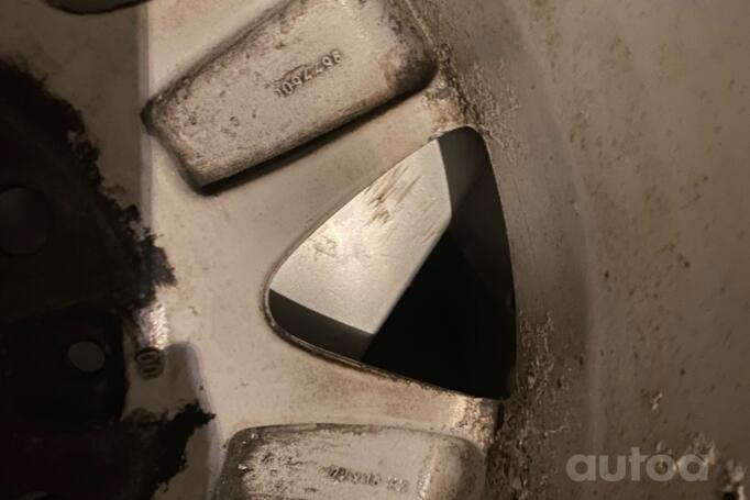 BMW, lengvojo lydinio