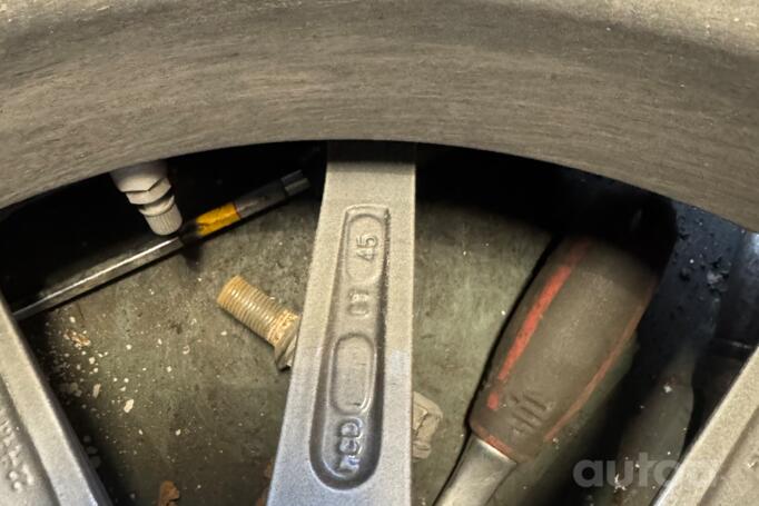 R3, lengvojo lydinio