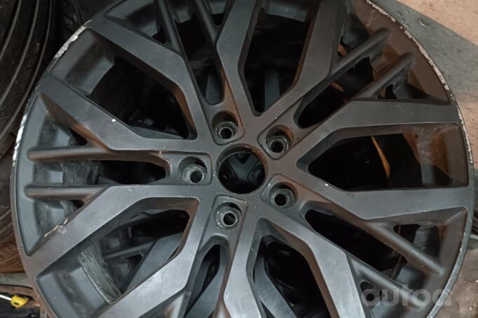 Kita, lengvojo lydinio