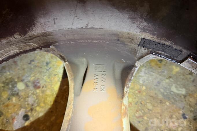 Volvo, lengvojo lydinio