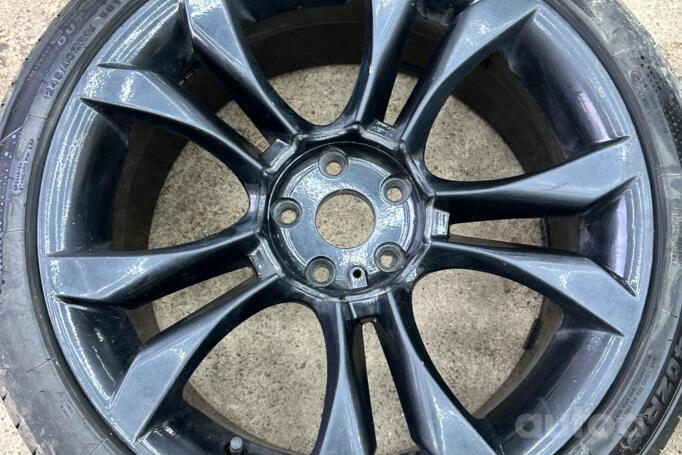 Kita, lengvojo lydinio