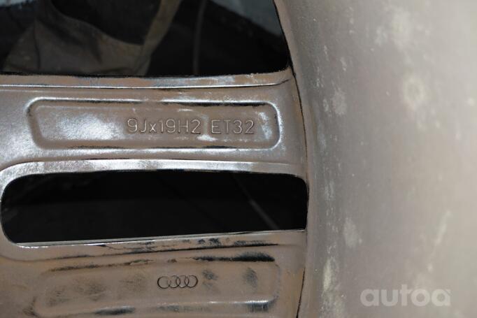 Kita, lengvojo lydinio