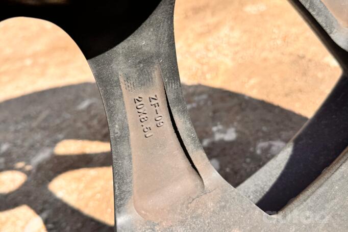 Kita, lengvojo lydinio