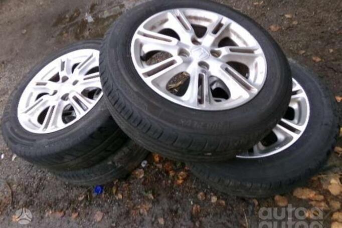 Kita, lengvojo lydinio