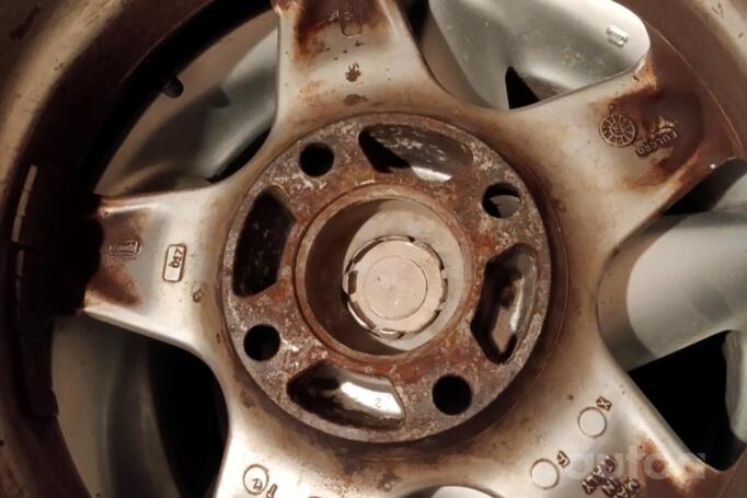 Kita, lengvojo lydinio