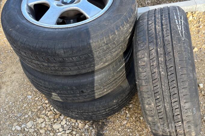 Kita, lengvojo lydinio