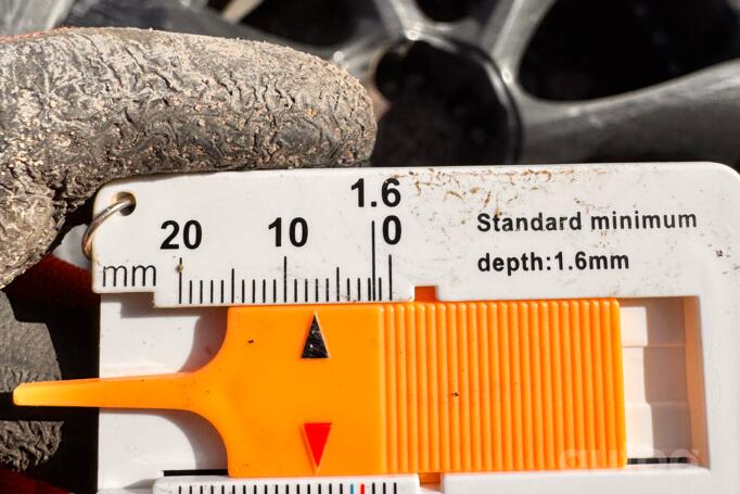 Kita, lengvojo lydinio