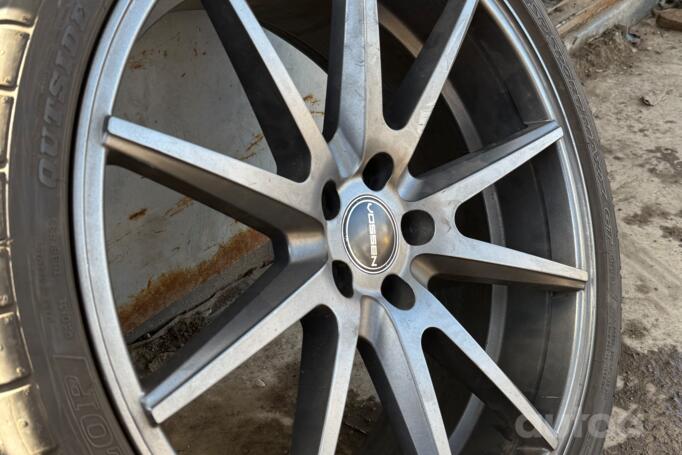 VOSSEN, lengvojo lydinio