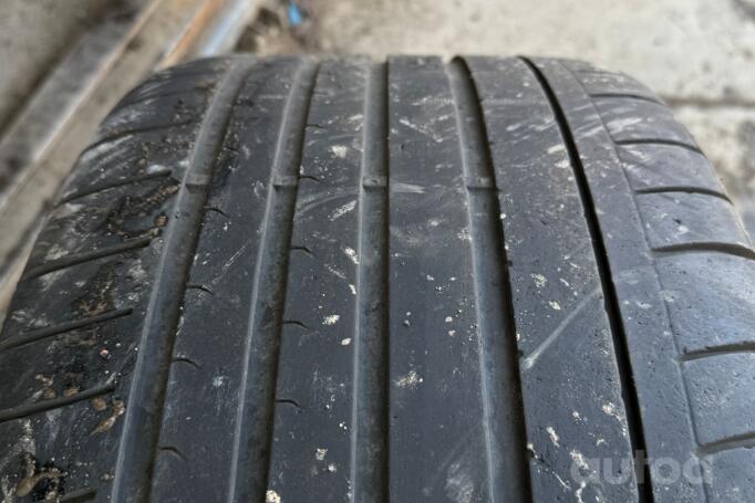 VOSSEN, lengvojo lydinio