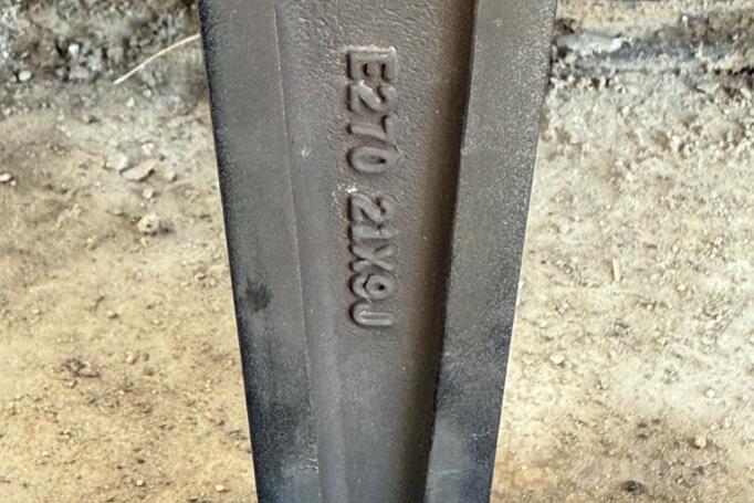 VOSSEN, lengvojo lydinio