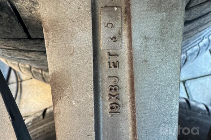 Kita, lengvojo lydinio