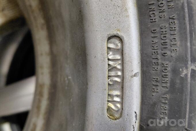 Kita, lengvojo lydinio