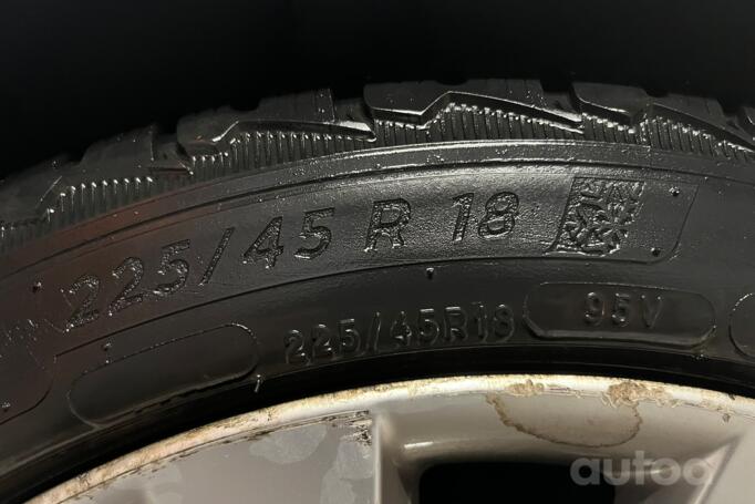 Mallory Turbine, lengvojo lydinio