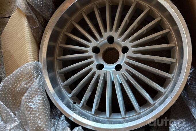 Kita, lengvojo lydinio