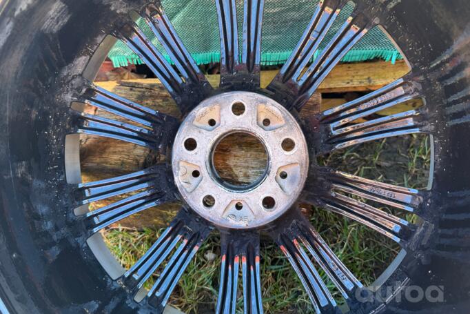 Kita, lengvojo lydinio