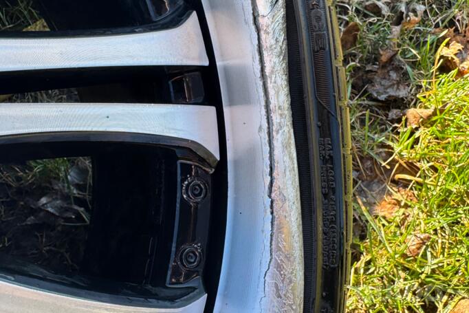 Kita, lengvojo lydinio