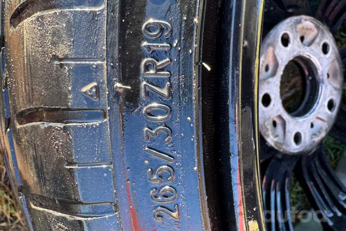 Kita, lengvojo lydinio