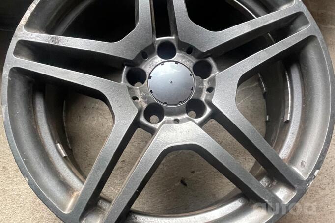 Kita, lengvojo lydinio