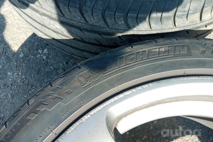 Kita, lengvojo lydinio