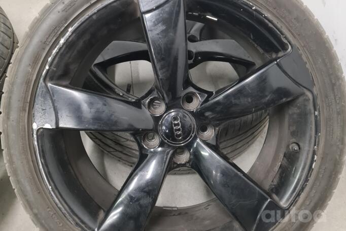 Kita, lengvojo lydinio