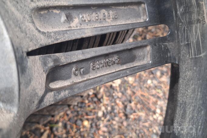 Kita, lengvojo lydinio