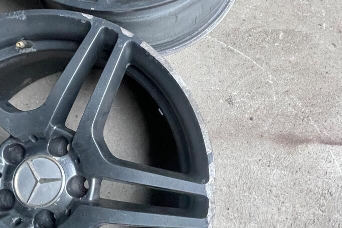 Kita, lengvojo lydinio