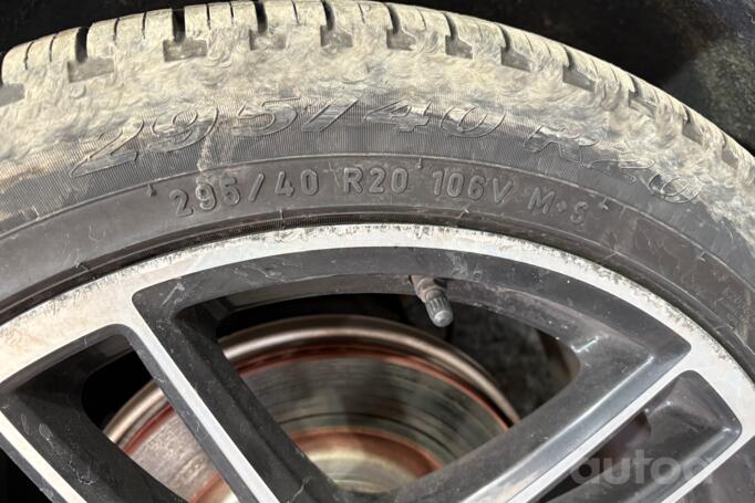 Porsche, lengvojo lydinio