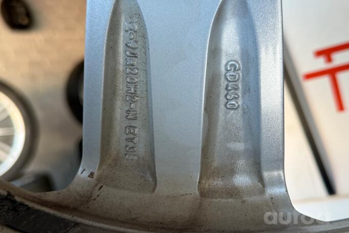 Kita, lengvojo lydinio