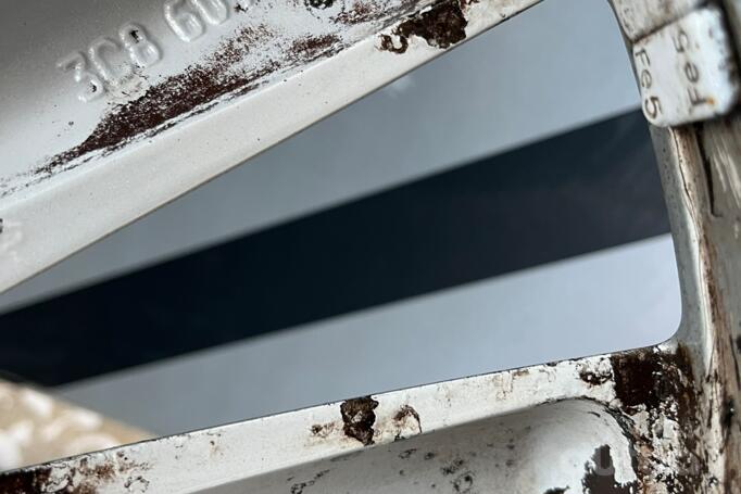 Mallory Turbine, lengvojo lydinio