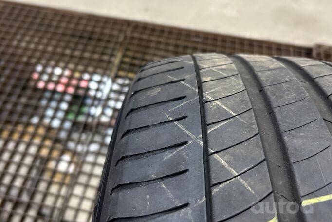 Kita, lengvojo lydinio