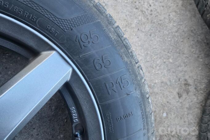 Kita, lengvojo lydinio