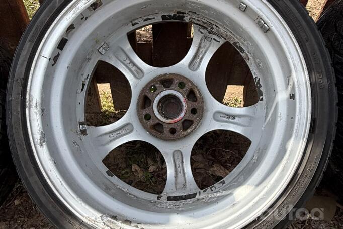 Kita, lengvojo lydinio