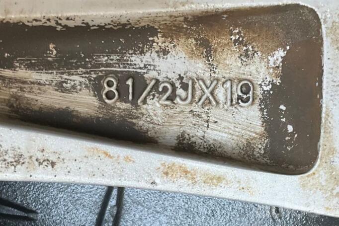 BMW, lengvojo lydinio