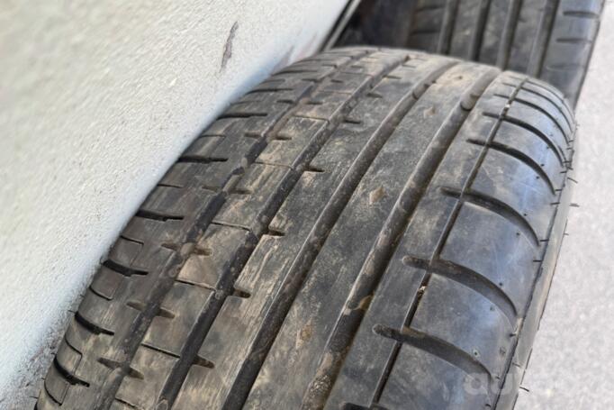 Kita, lengvojo lydinio