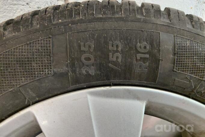 Kita, lengvojo lydinio