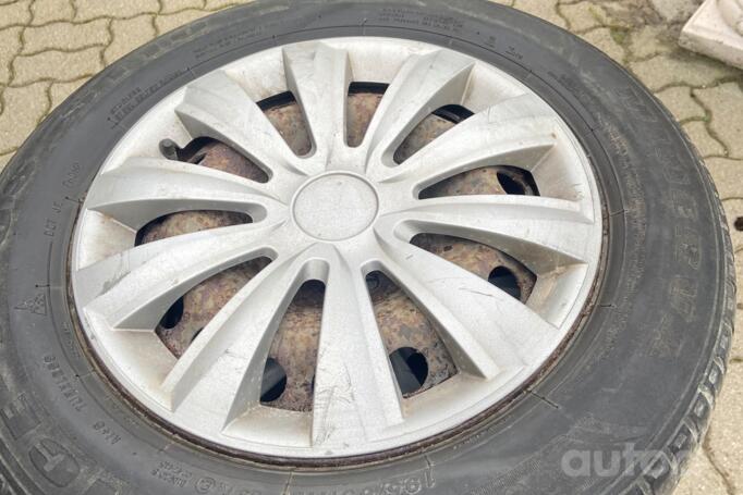 Kita, plieniniai štampuoti