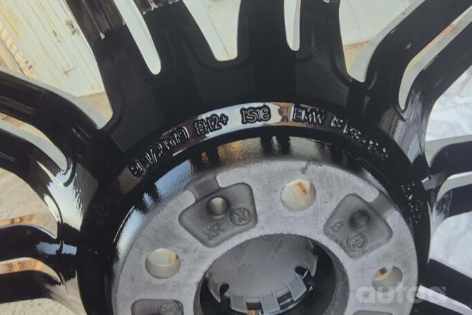 BMW, lengvojo lydinio