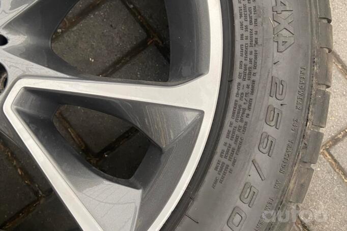 Kita, lengvojo lydinio