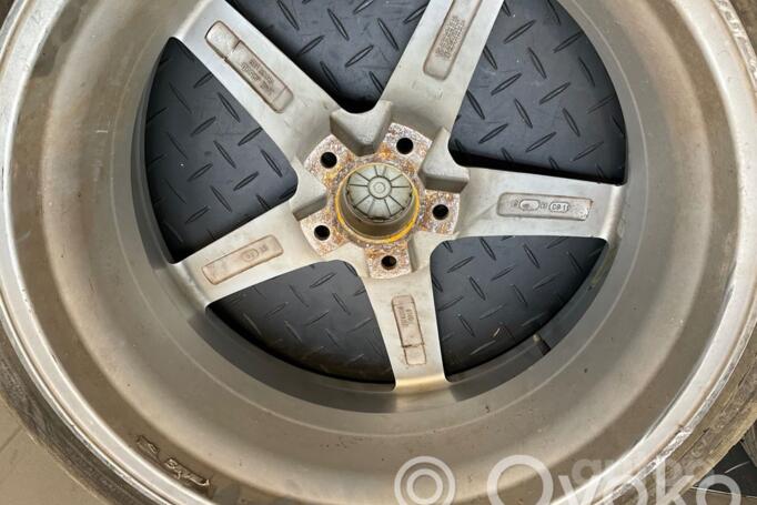 STR Racing, lengvojo lydinio