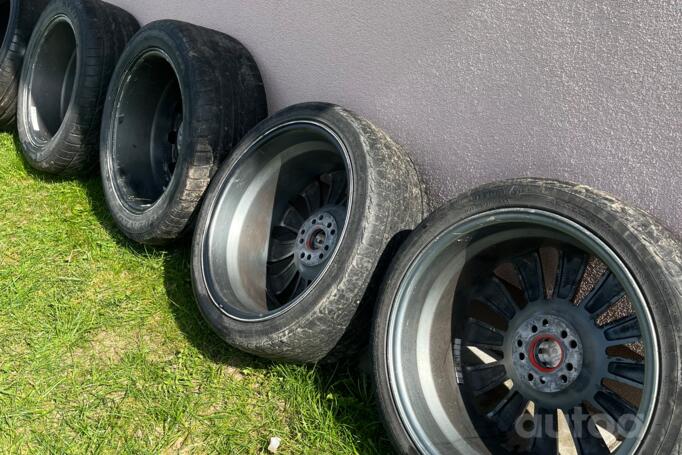 Kita, lengvojo lydinio