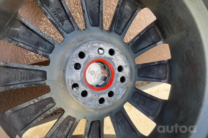 Kita, lengvojo lydinio